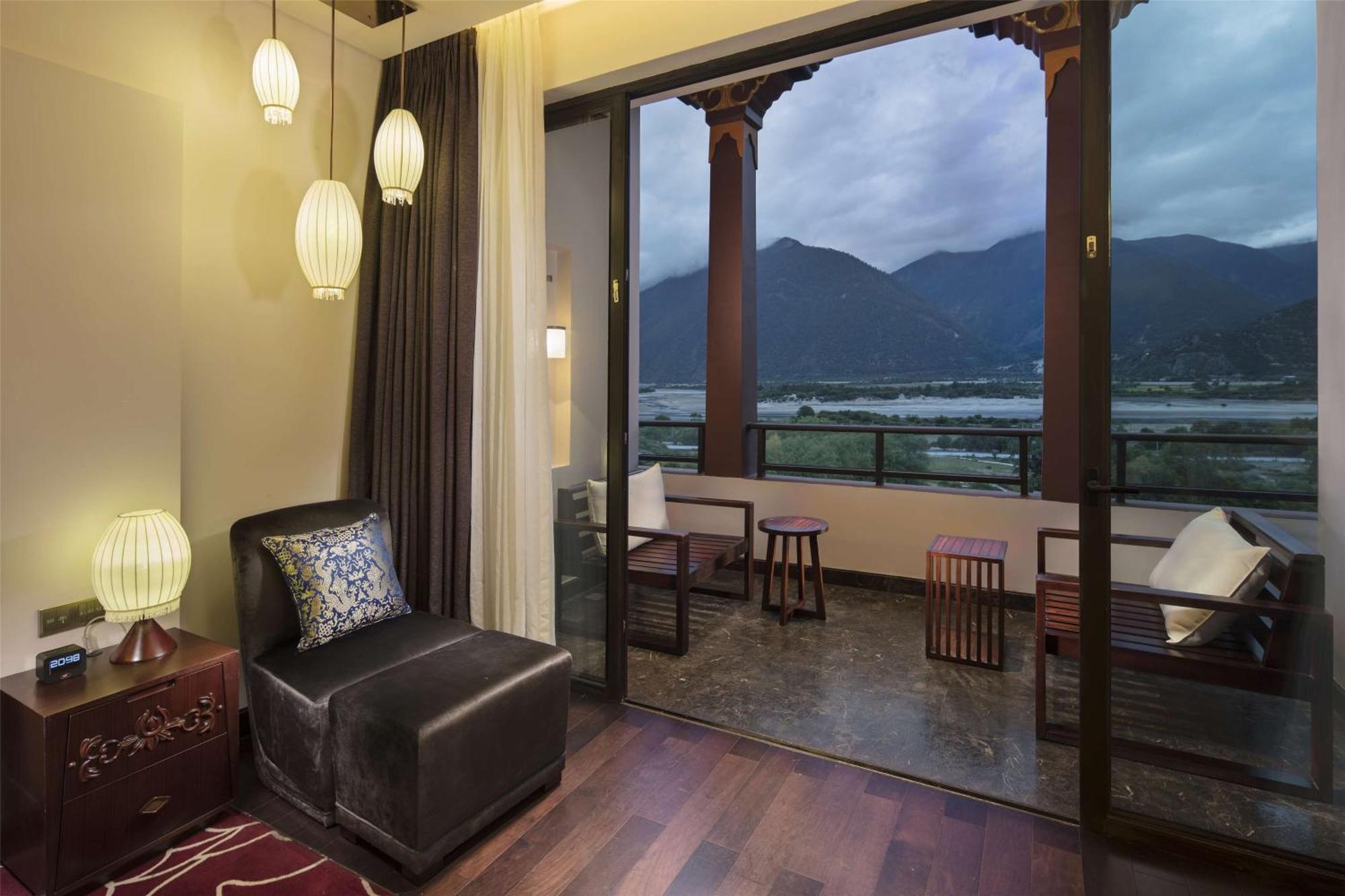 Hilton Linzhi Resort Ньингчи Экстерьер фото