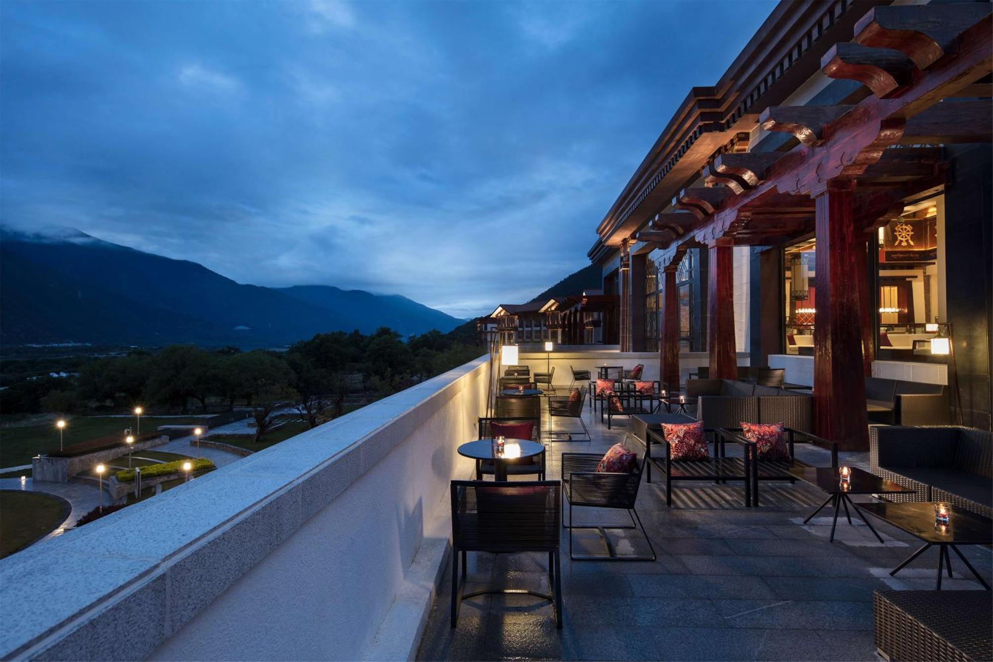 Hilton Linzhi Resort Ньингчи Экстерьер фото